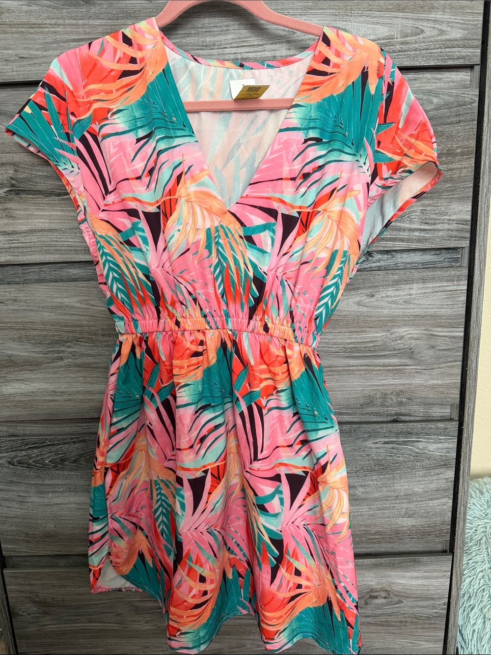 Cupshe Pink Teal & Coral Tropical V-Neck Swim Coverup
